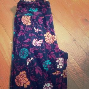 Lularoe floral print leggings
